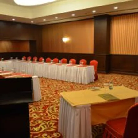 Hotel Latanya Palm & 4*