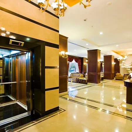 Latanya Palm & Hotel Antalia